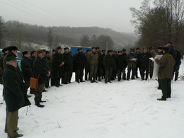 Účastníci pozorne počúvajú