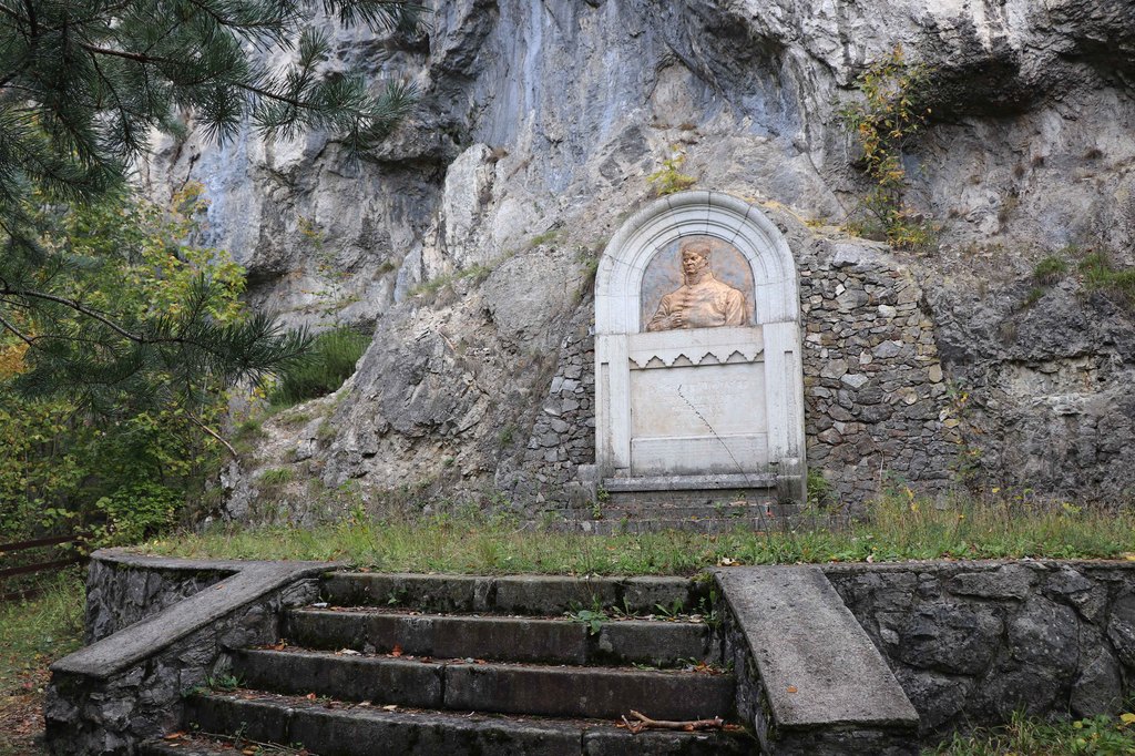 LNCH Jelenská - Špania Dolina Obrázok LNCH Jelenecká-Špania dolina
