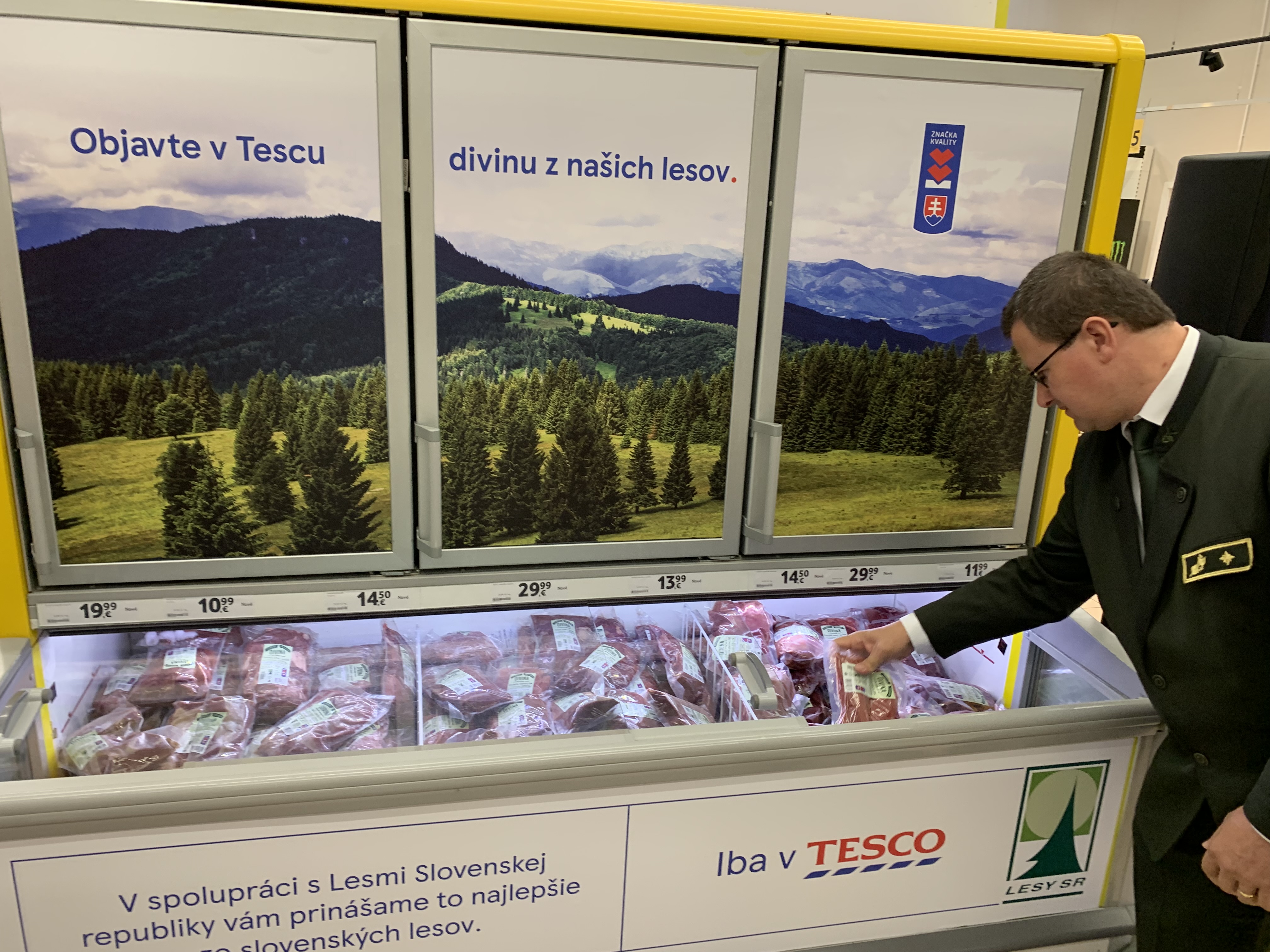 divina v reťazcoch divina v reťazcoch