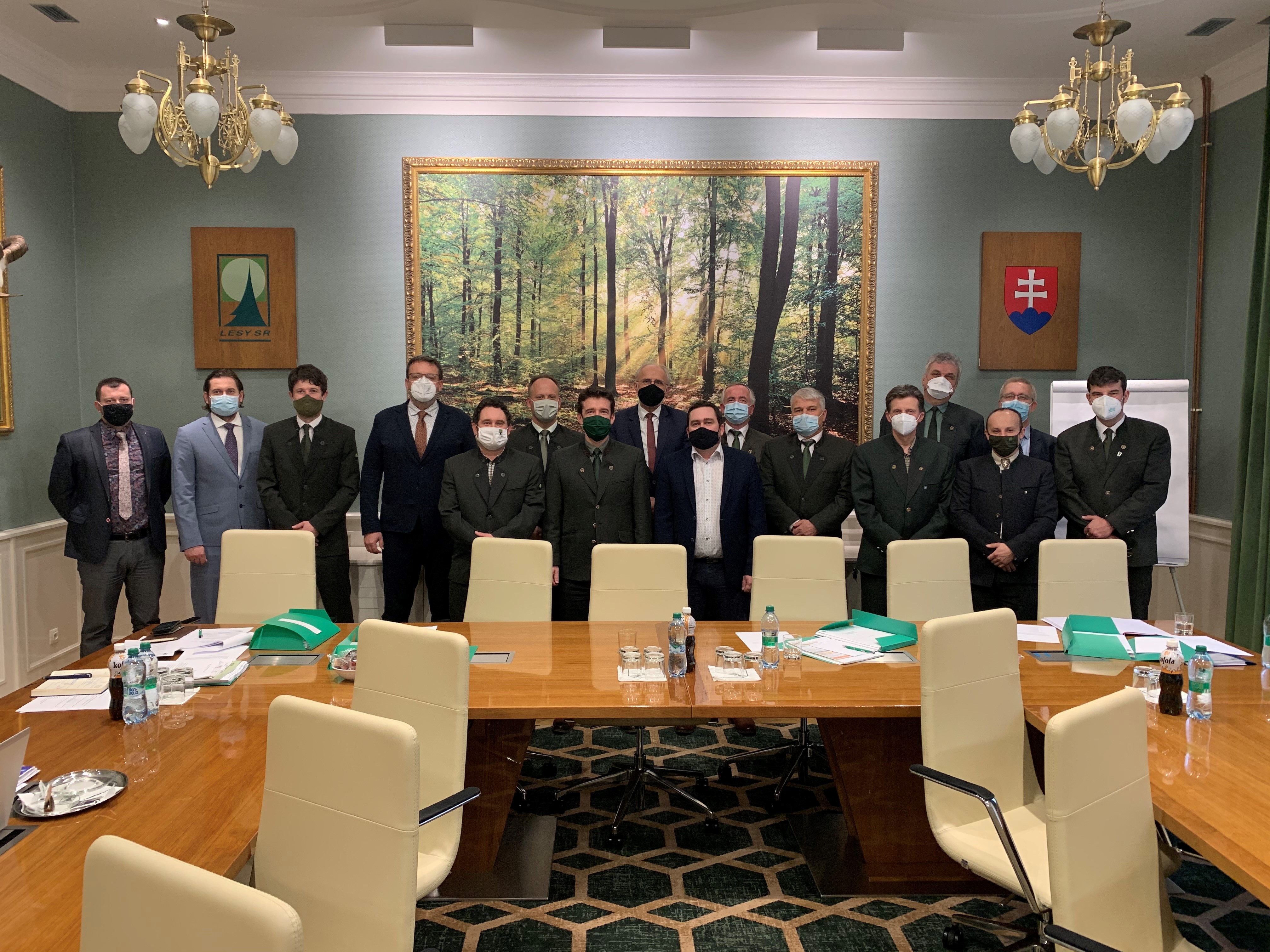 Dozorná rada LESY SR Dozorná rada LESY SR