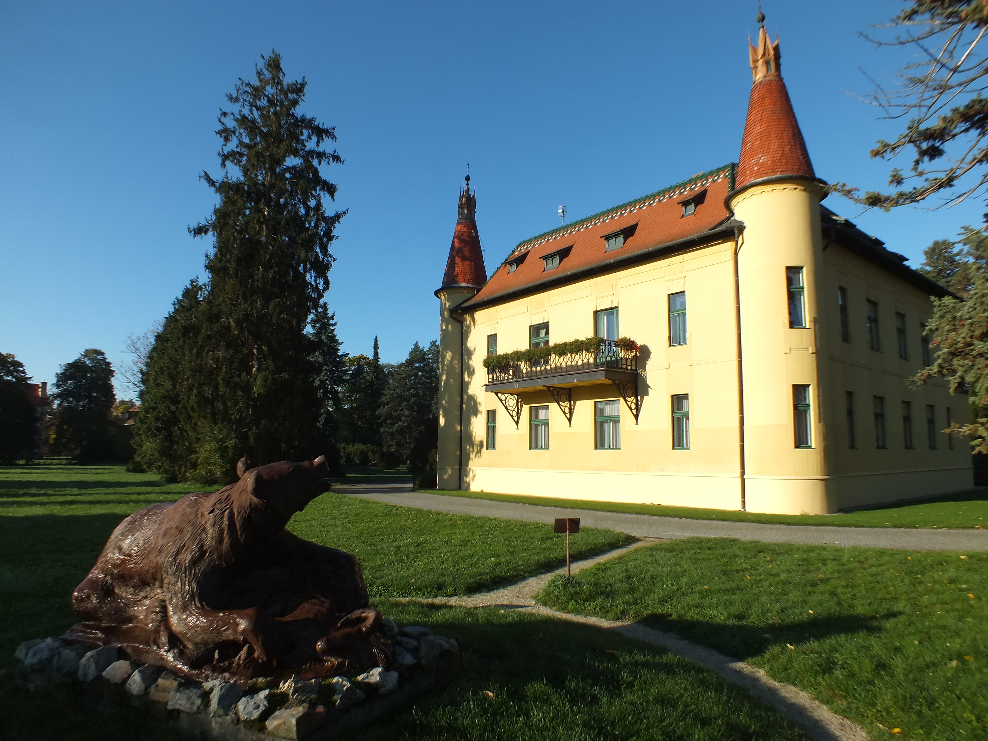 Poľovnícky zámoček Topoľčianky